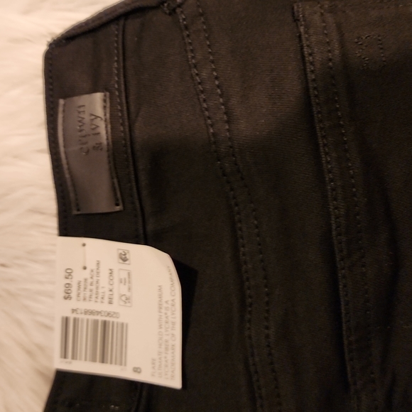 Crown & Ivy Women's Flare Denim Jeans in Size 8, True Black - Picture 3 of 12